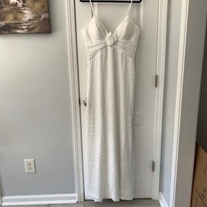 Bella Barnett White Satin Rosette Maxi Dress Pleated Sweetheart Formal Gown NWT